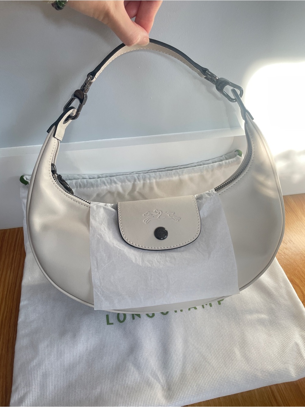 Authentic Longchamp Le Pliage Xtra Round Small Leather Shoulder Bag Paper New